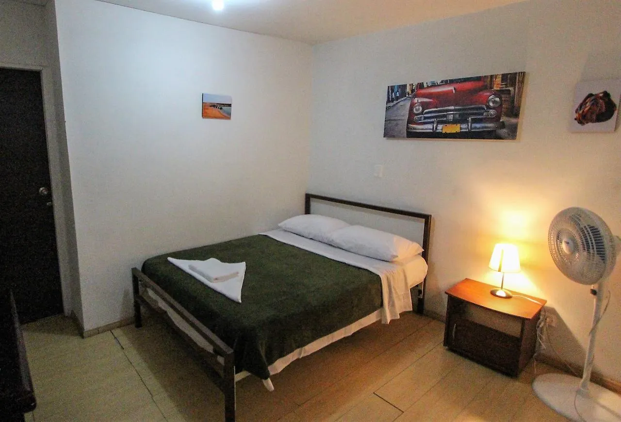Bed & Breakfast Guest House Poblado Medellin