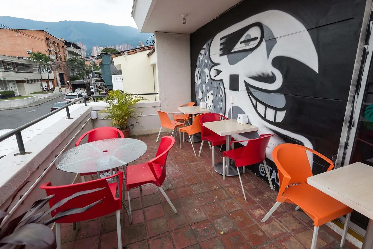 Guest House Poblado Medellin 2*,