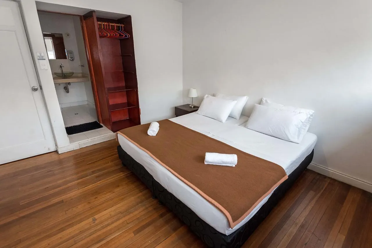 Guest House Poblado Medellin 2*,