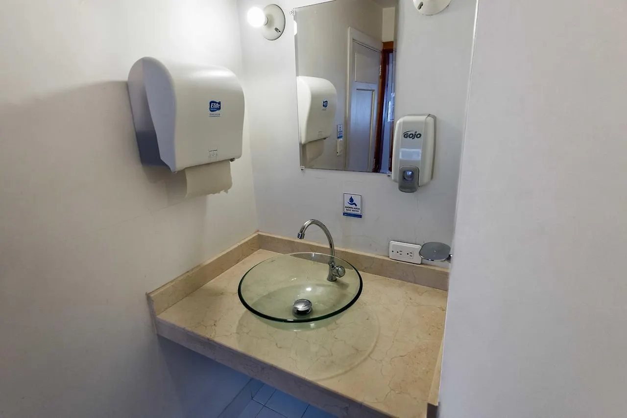Guest House Poblado Medellin 2*,  Colombia